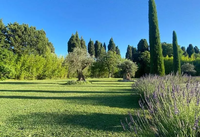 Majatalo Mas Des Bambous