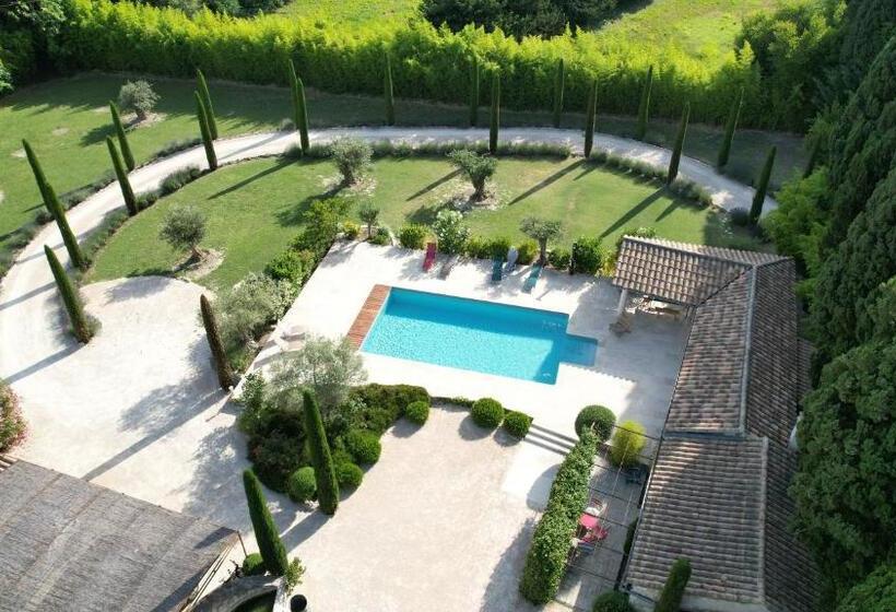 Пансион Mas Des Bambous