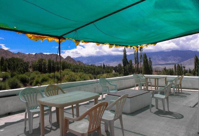 Pensione Zeejeed Palace