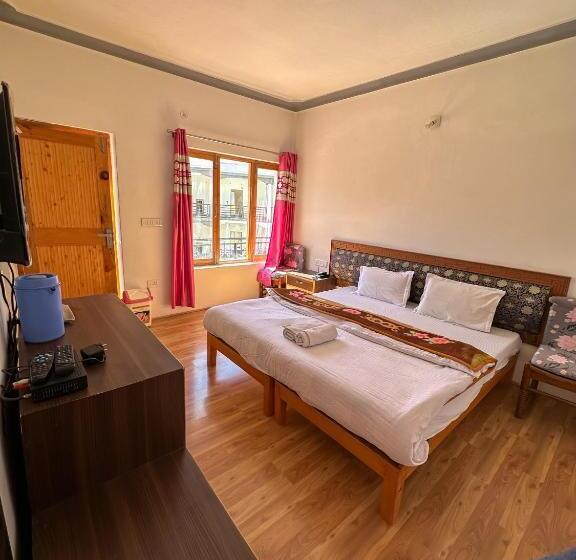 Pensione Zeejeed Palace