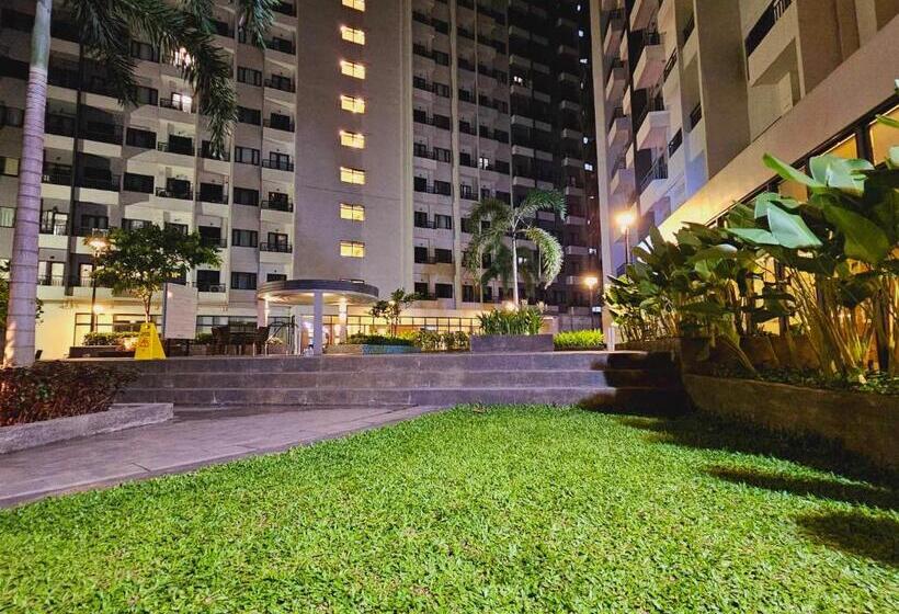 Sm Spring Residences Tower 2 Condominium Bicutan Parañaque Cozy Condo