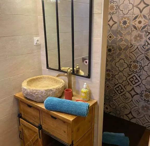 ベッドアンドブレックファースト Chambres D Hôtes De Charme La Joséline