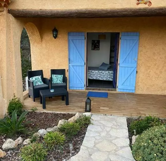 ベッドアンドブレックファースト Chambres D Hôtes De Charme La Joséline
