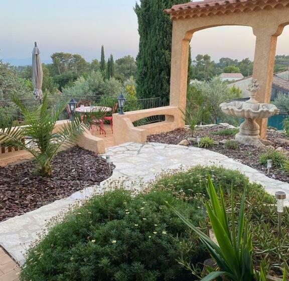 مبيت وإفطار Chambres D Hôtes De Charme La Joséline