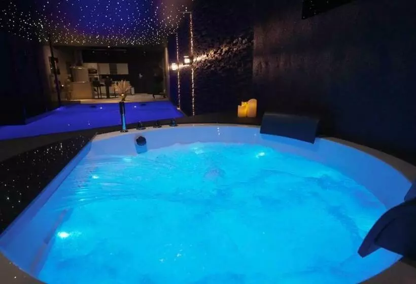 تختخواب و صبحانه Les Suites M