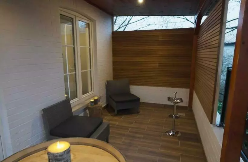 تختخواب و صبحانه Les Suites M