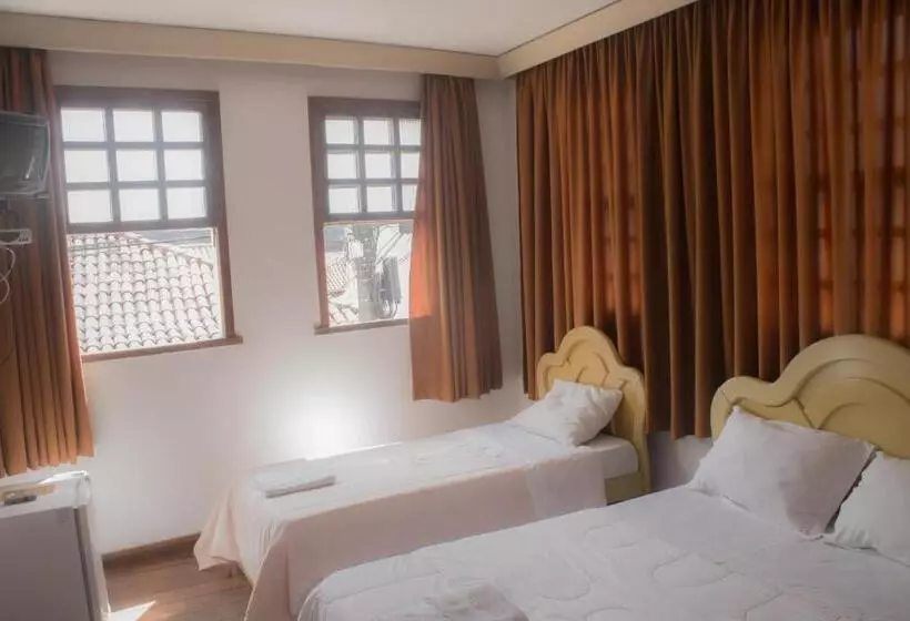 Hotelli Pousada Flor De Lis