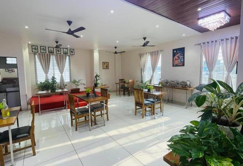 Hotel Treebo Royal Imperio