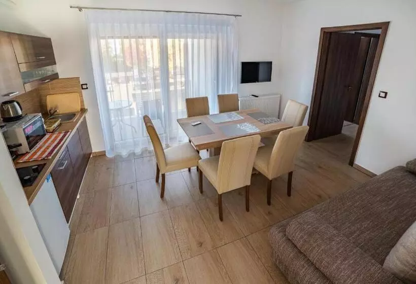 ペンション Golden Beach Apartments Siófok