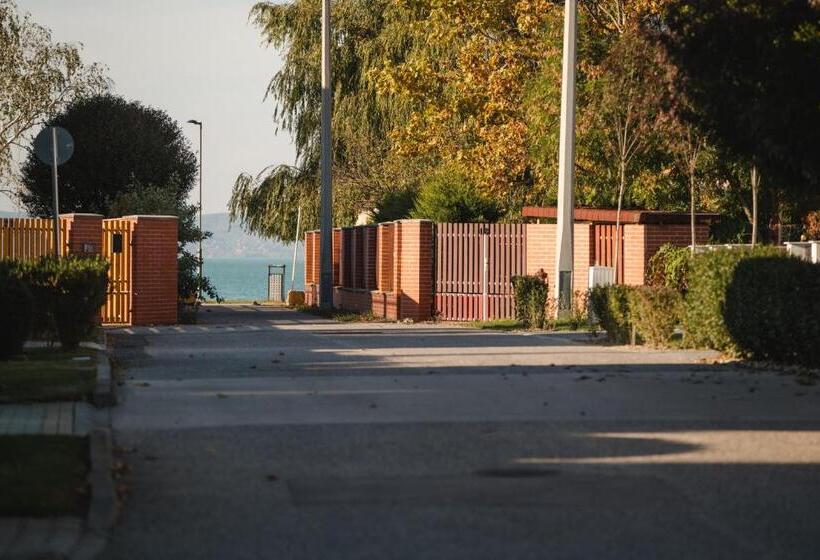 펜션 Golden Beach Apartments Siófok