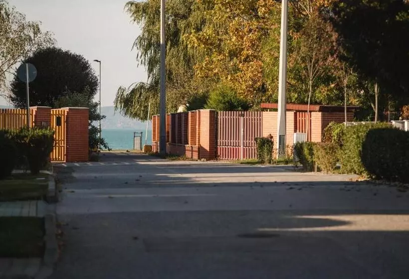 ペンション Golden Beach Apartments Siófok