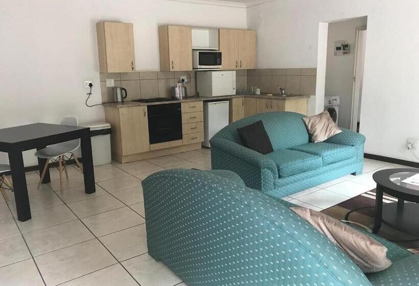 Pensió Private And Cozy