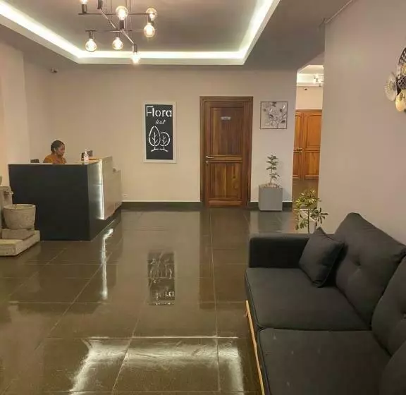 تختخواب و صبحانه Flora Hotel Ivato International Airport