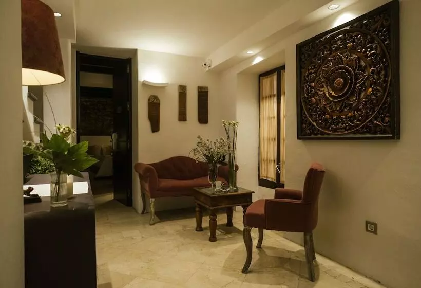 Aamiaismajoitus (B&B) Hc6 Boutique Marbella   Adults Only