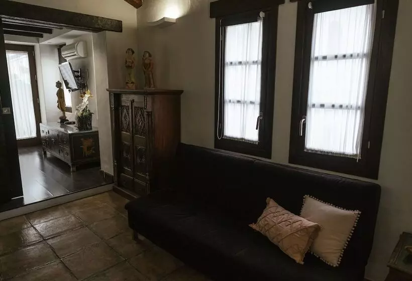 Aamiaismajoitus (B&B) Hc6 Boutique Marbella   Adults Only