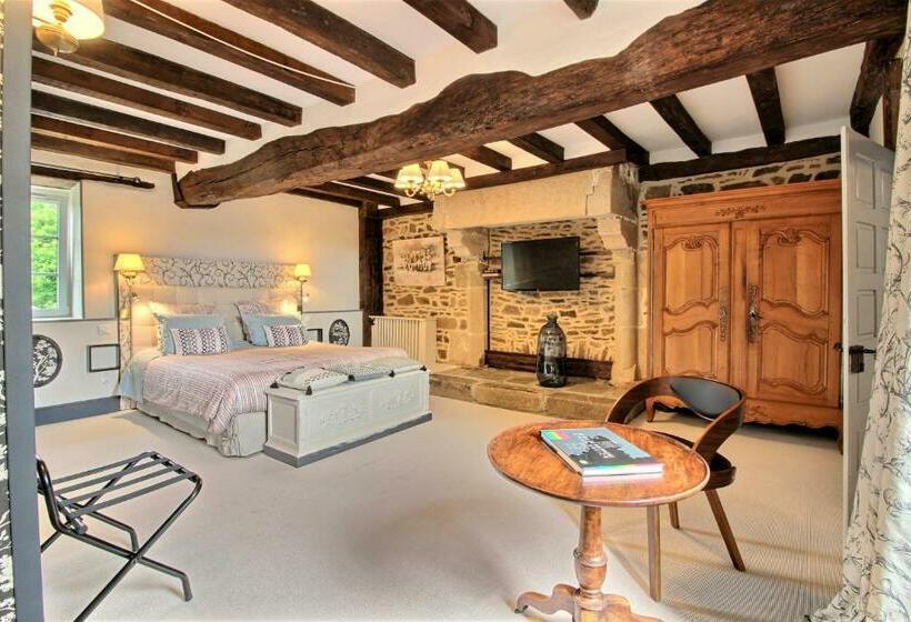 Bed and Breakfast Kergroaz Maner Classé 5 épis Table D Hôtes Manoir Dans Parc Paysagé Jacuzzi En Plein Air Bornes Véhi