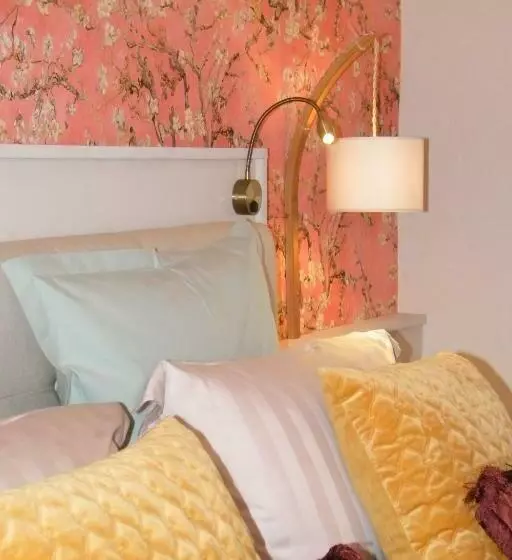 Aamiaismajoitus (B&B) Kergroaz Maner Classé 5 épis Table D Hôtes Manoir Dans Parc Paysagé Jacuzzi En Plein Air Bornes Véhi