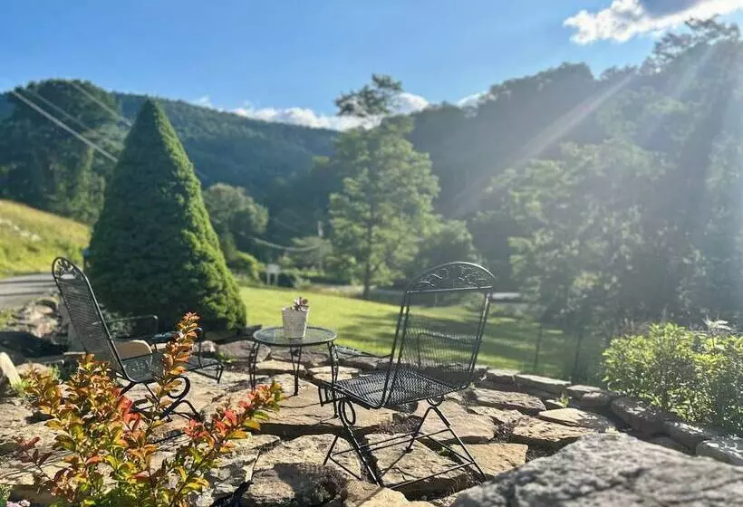 ベッドアンドブレックファースト Morning Glory Inn