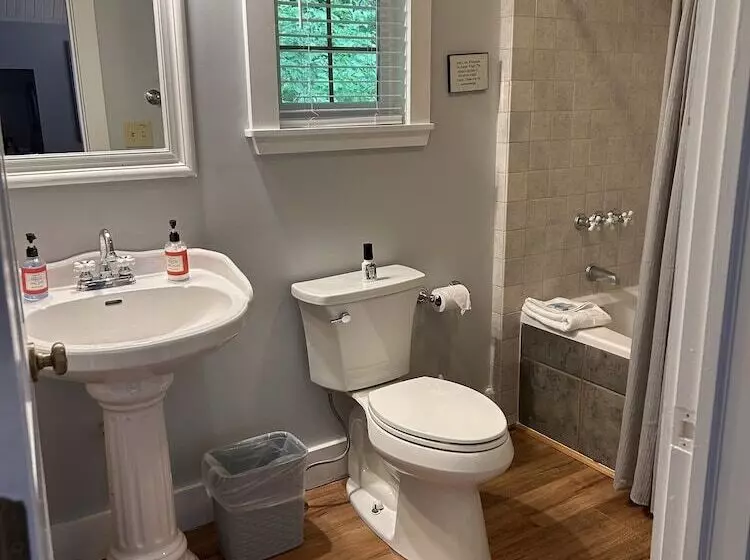 ベッドアンドブレックファースト Morning Glory Inn