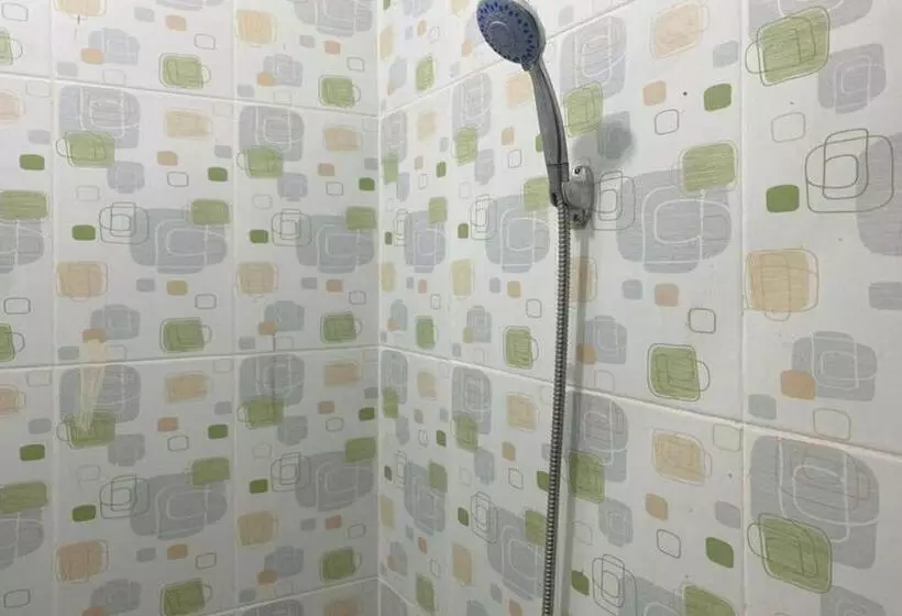 Hotelli Ck Homestay Syariah Near Lippo Plaza Jambi Mitra Reddoorz