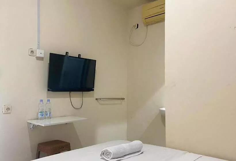 Hotelli Ck Homestay Syariah Near Lippo Plaza Jambi Mitra Reddoorz