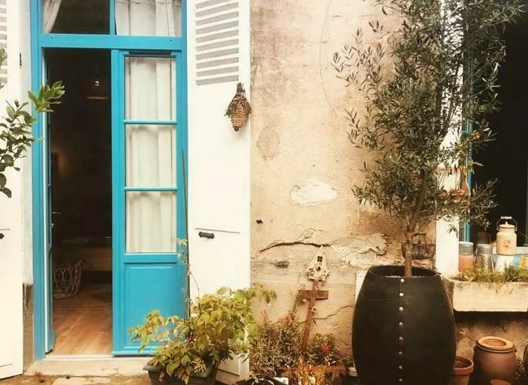 Aamiaismajoitus (B&B) Hôtes De Maïa Chambre D Hôtes Chez L Habitant