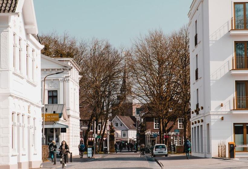 בית מלון כפרי Am Schloss Aurich Schlossresidenz