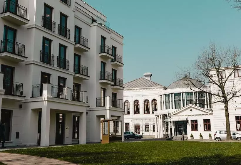 Hotelli Am Schloss Aurich  Schlossresidenz