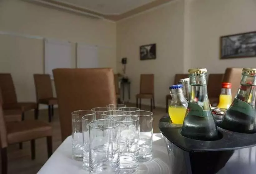 Hotelli Am Schloss Aurich  Schlossresidenz