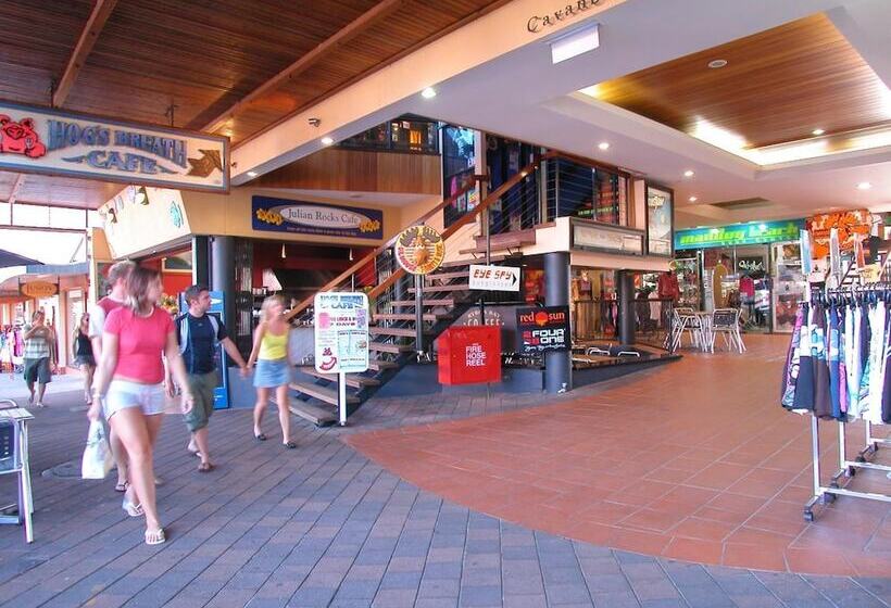 Byron Motor Lodge Motel