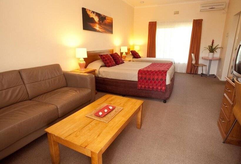 Byron Motor Lodge Motel