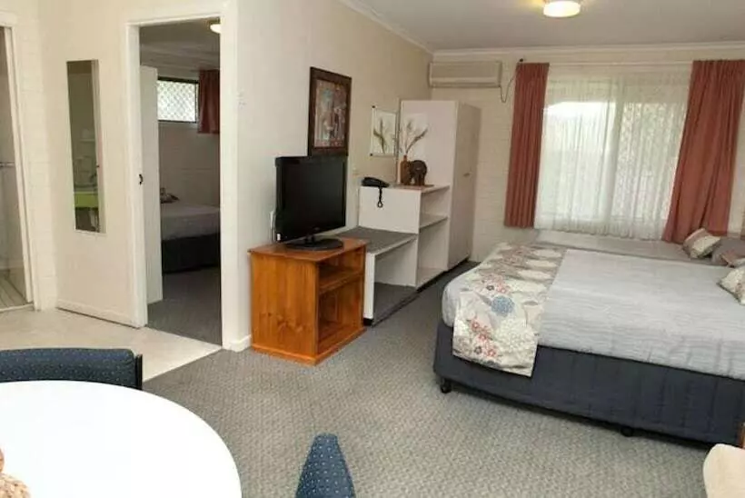 Byron Motor Lodge Motel