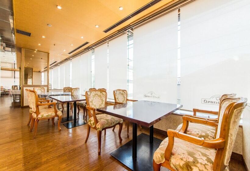 Apa Hotel Komatsu Grand