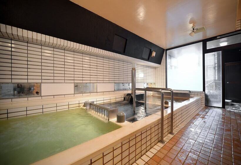 Apa Hotel Komatsu Grand