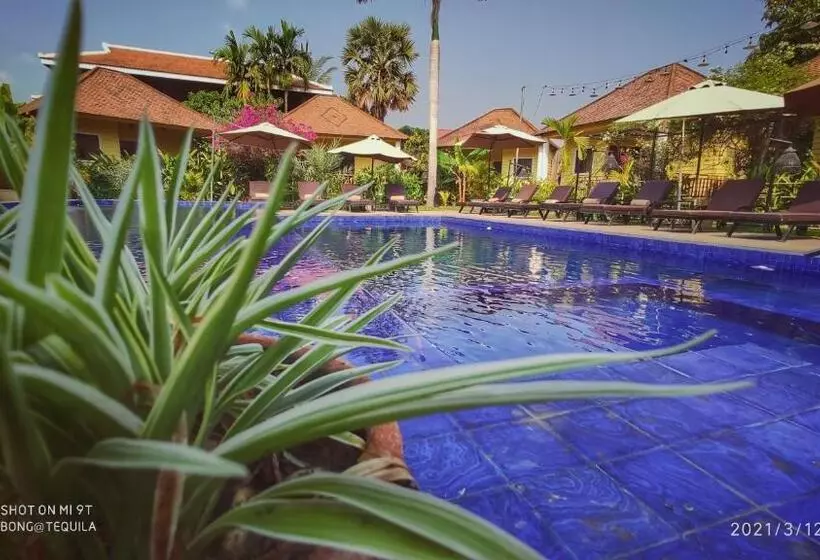 فندق Au Cabaret Vert