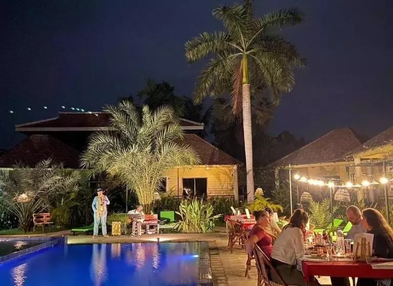 فندق Au Cabaret Vert