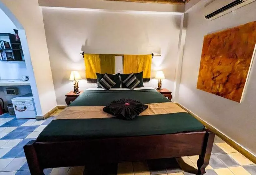 فندق Au Cabaret Vert