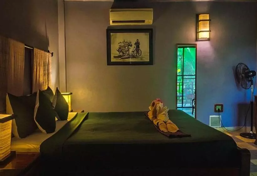 فندق Au Cabaret Vert