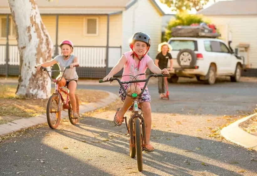 هتل Discovery Parks Port Hedland