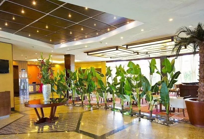 هتل Eurobuilding Express Barinas