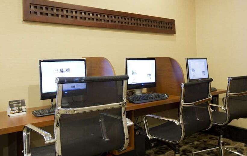 هتل Eurobuilding Express Barinas