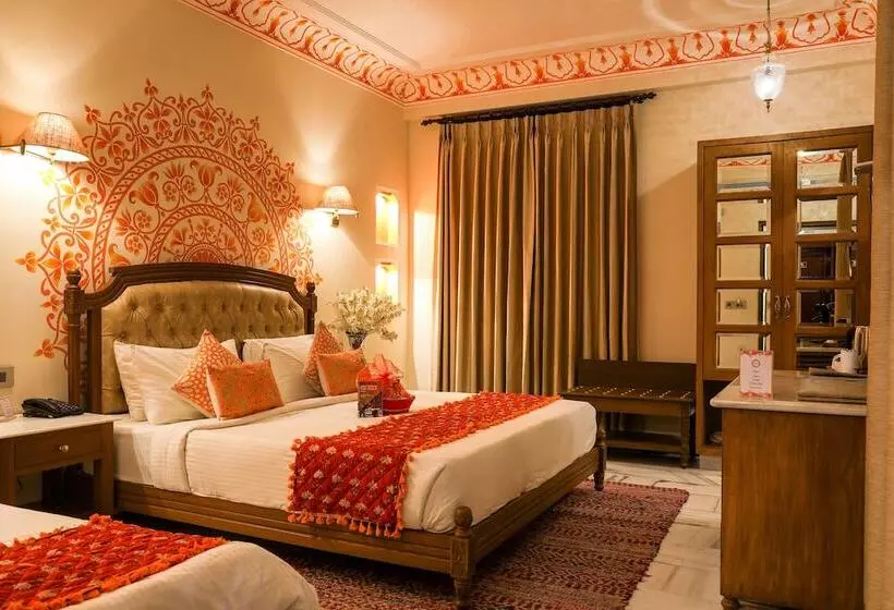 هتل Laxmi Palace Heritage Boutique