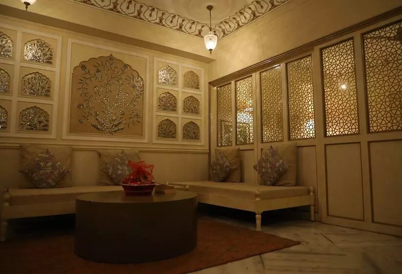هتل Laxmi Palace Heritage Boutique