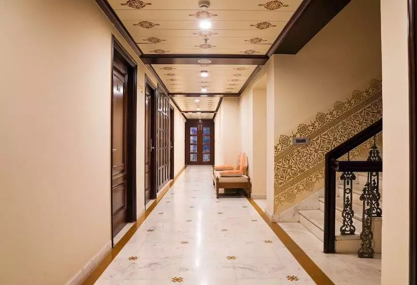 هتل Laxmi Palace Heritage Boutique