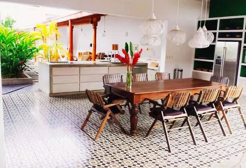 Los Patios Hotel Granada