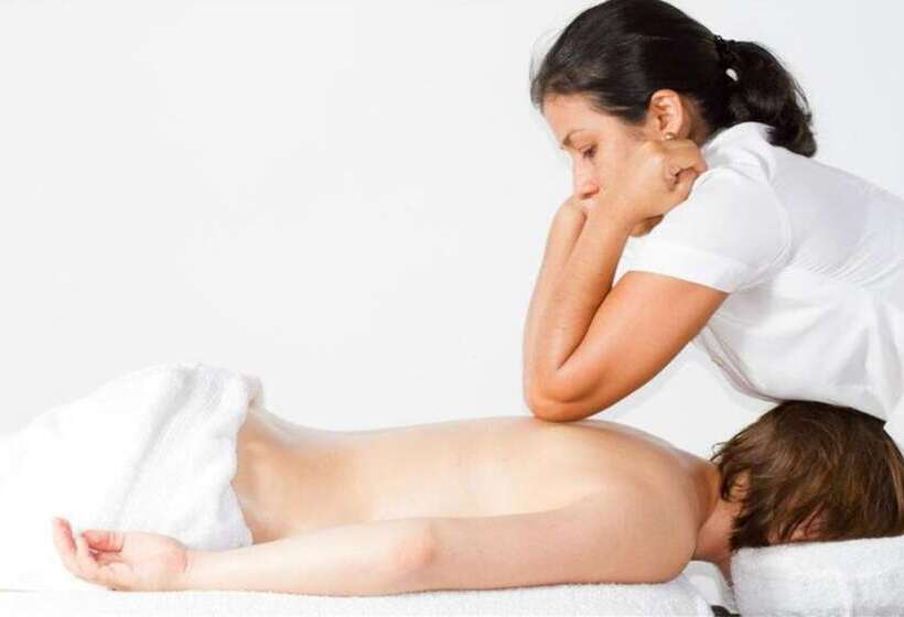 Los Patios Hotel Granada