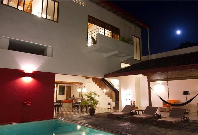 Los Patios Hotel Granada