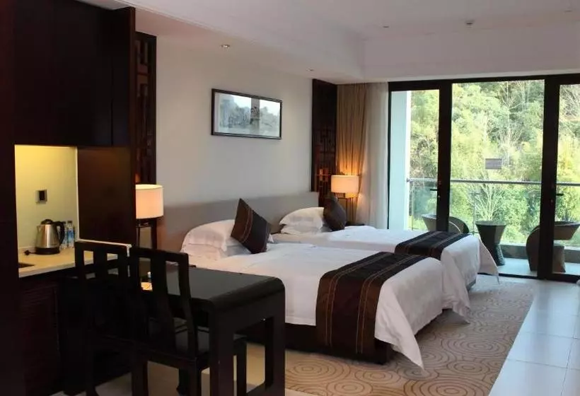 Mels Weldon Evergreen Lake Hotel Heyuan