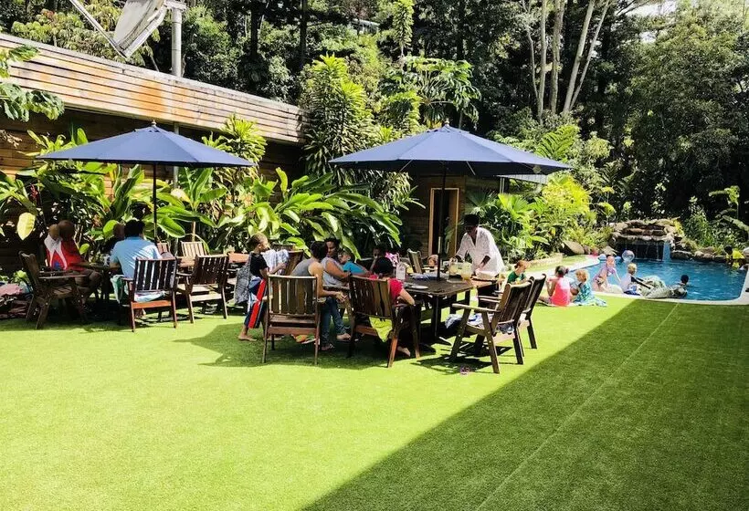 ホテル Pacific Gardens