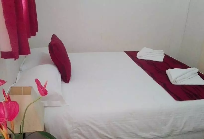 ホテル Pacific Gardens